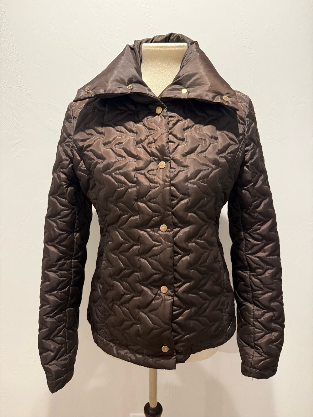 Vintage D&G Dolce & Gabbana lightweight chevron-quilted down jacket